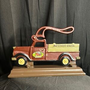 Vintage 2004 Chestnut Creek Cast Iron Nutcracker Old Truck Houston Harvest Kitch